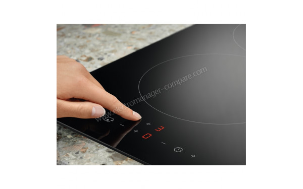ELECTROLUX LIT30230C 2023 - &Eacute;cran tactile
