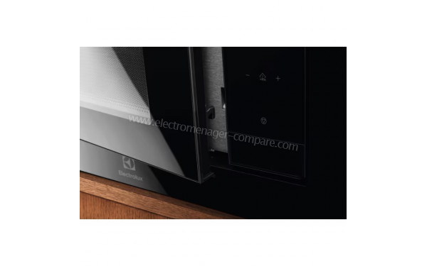 ELECTROLUX LMS4253TBK - Zoom sur la bordure de la porte