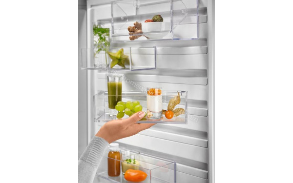 ELECTROLUX LNC7ME32W2 - Balconnets