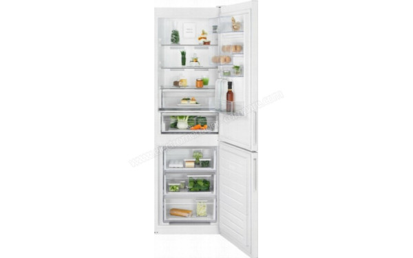 ELECTROLUX LNC7ME32W3 - Vue de l'int&eacute;rieur