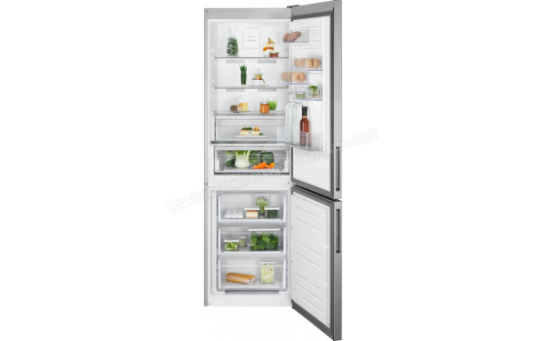 ELECTROLUX LNC7ME32X4 - Vue de l'int&eacute;rieur