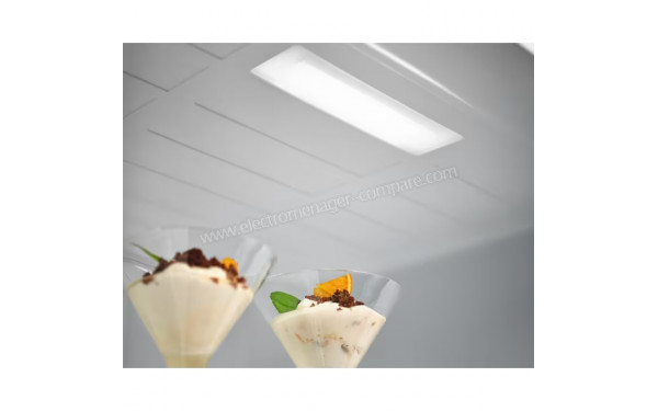 ELECTROLUX LNC7ME32X4 - Eclairage int&eacute;gr&eacute; de type LED