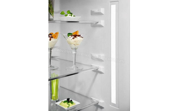 ELECTROLUX LNT7ME32X2 - Clayettes en verre