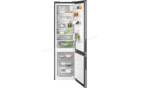 ELECTROLUX LNT8MC36X - Vue de l'int&eacute;rieur