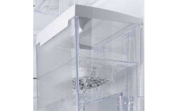 ELECTROLUX LRI1DF39X - R&eacute;servoir d'eau interne