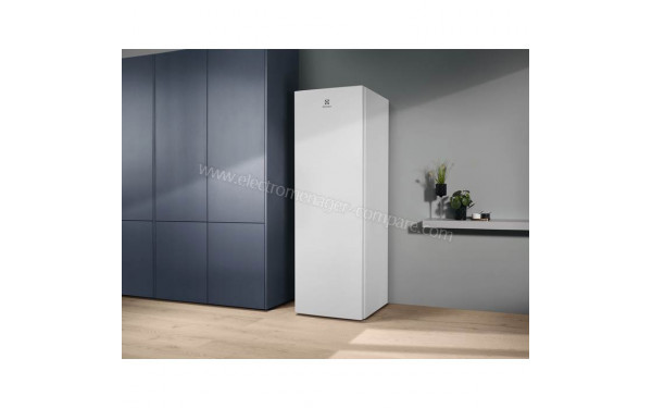 ELECTROLUX LRT5MF38W0 - Mise en situation