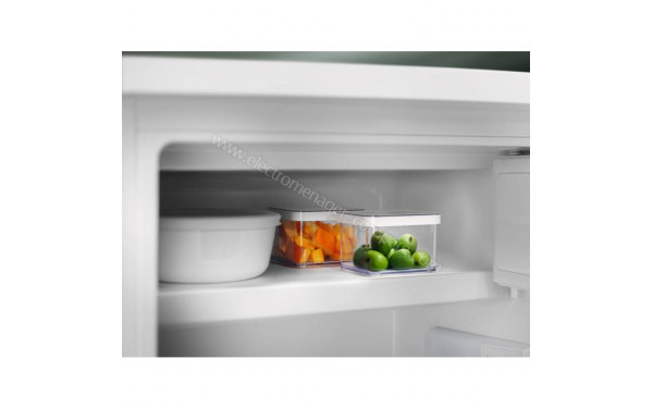 ELECTROLUX LXB1SE11W0 - Vue de l'int&eacute;rieur partie r&eacute;frig&eacute;rateur