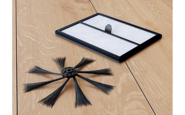 ELECTROLUX PI91-5SGM - Filtre et brosse lat&eacute;rale (cr&eacute;dit : Boulanger)