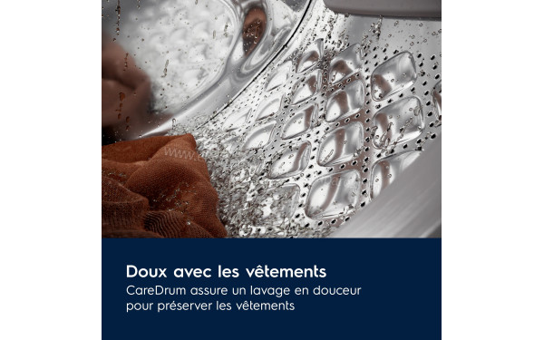 ELECTROLUX YW7FI4494DV - Zoom sur le tambour