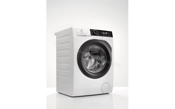 ELECTROLUX YW8F2966AQ - Vue 3/4 gauche