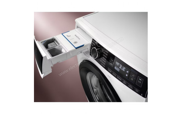 ELECTROLUX YW8F2966AQ - Zoom sur le tiroir lessiviel