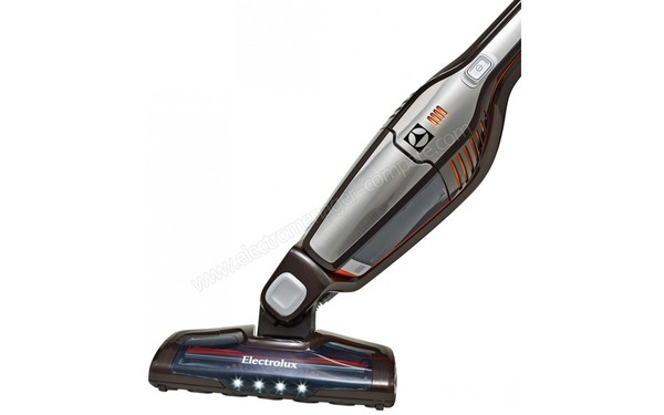 ELECTROLUX ZB3011 - Brosse articul&eacute; (cr&eacute;dit : Boulanger)