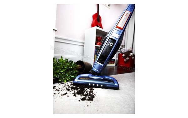 ELECTROLUX ZB5011 - Eclairage frontale de la brosse