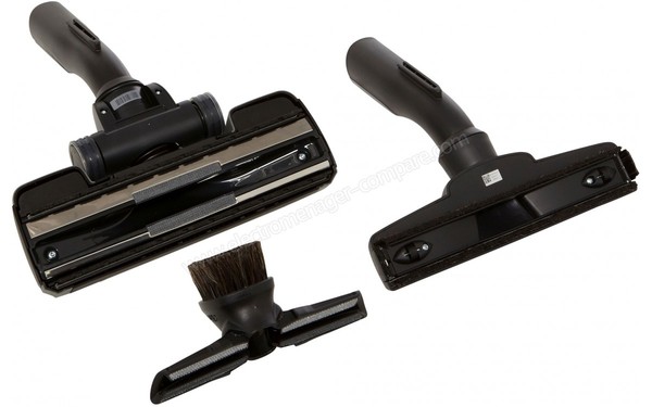 ELECTROLUX ZUOECO+ - Brosses et accessoire 3 en 1 vue de dessous (cr&eacute;dit : Boulanger)