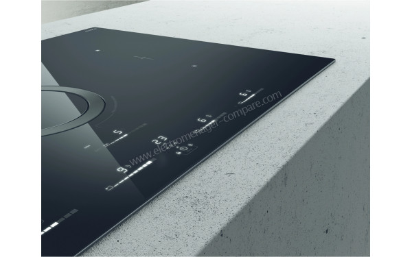 ELICA NIKOLATESLA Switch Glow BL/A/83 - Panneau de commandes (cr&eacute;dit : Boulanger)