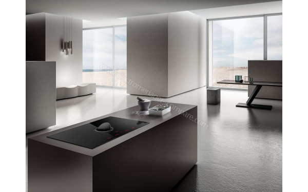 ELICA NIKOLATESLA Switch BL/F/83 - Mise en situation