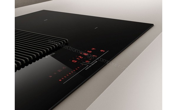 ELICA NIKOLATESLA Prime BL/F/83 - Vue des commandes