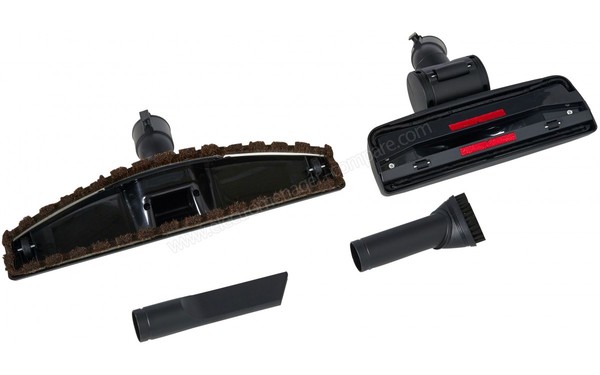 ESSENTIELB EAT 903 MULTIDRIVE Rouge - Brosses et accessoires vue de dessous (cr&eacute;dit : Boulanger)