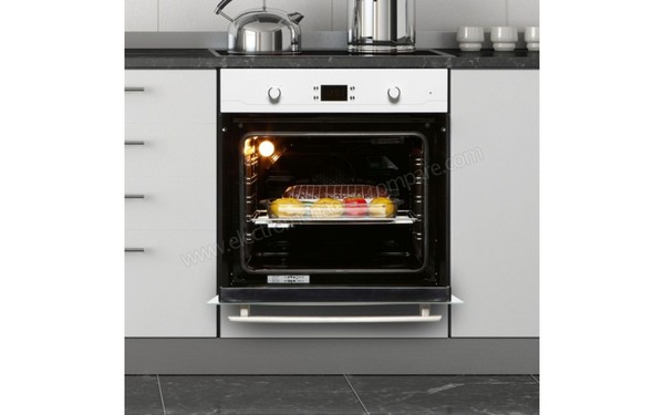 ESSENTIELB EFMC 82b - Installation sous plan (cr&eacute;dit : Boulanger)