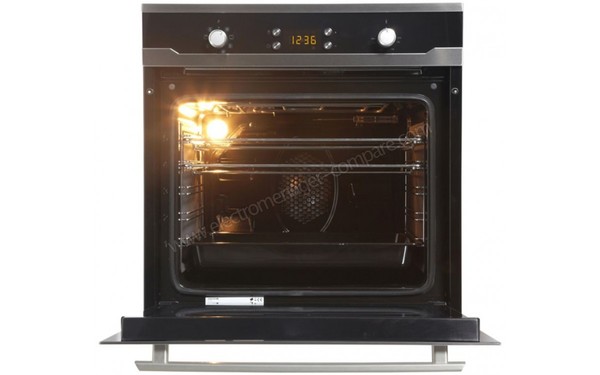 ESSENTIELB EFMC 82i - Vue de face, porte ouverte (cr&eacute;dit : Boulanger)