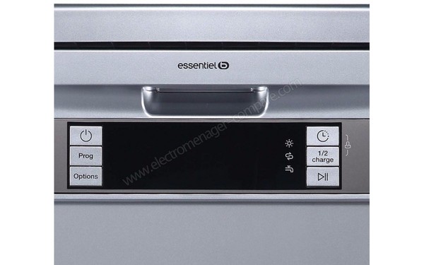 ESSENTIELB ELVS-441s 2017 - Vue des commandes (cr&eacute;dit : Boulanger)