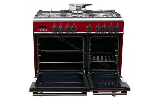 ESSENTIELB EMCG 924r - Porte ouverte (cr&eacute;dit : Boulanger)