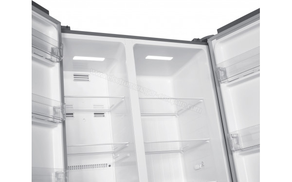 ESSENTIELB ERAVE180-90v3 - Eclairage int&eacute;gr&eacute; de type LED