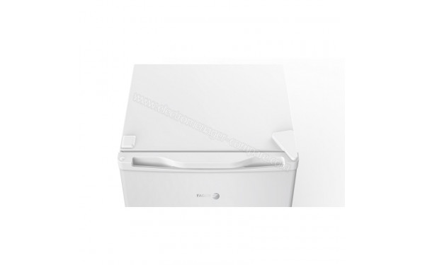 FAGOR FTTL94EW - Zoom sur la poign&eacute;e int&eacute;gr&eacute;e