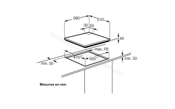 FAURE FGO62414WA 2013 - Niche d'encastrement (cr&eacute;dit : Darty)