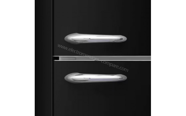 FRIGIDAIRE FKB37GFEMT - Zoom sur les poign&eacute;es