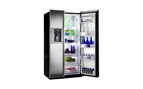 GENERAL ELECTRIC RCE24KGFKBCPS - Vue de l'int&eacute;rieur