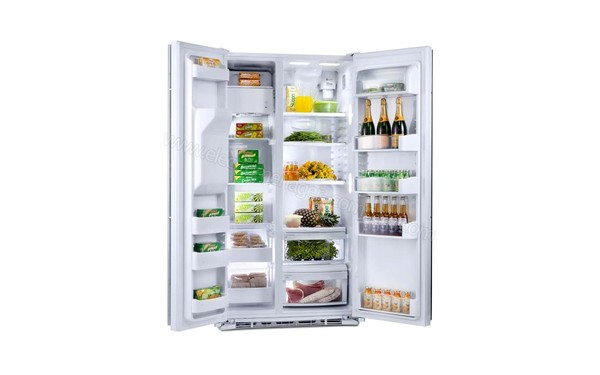 GENERAL ELECTRIC RCE24KGFWW - Vue de l'int&eacute;rieur