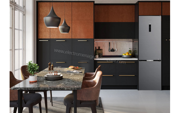 GRUNDIG GKPN 66940 LXPW - Mise en situation (cr&eacute;dit : Boulanger)