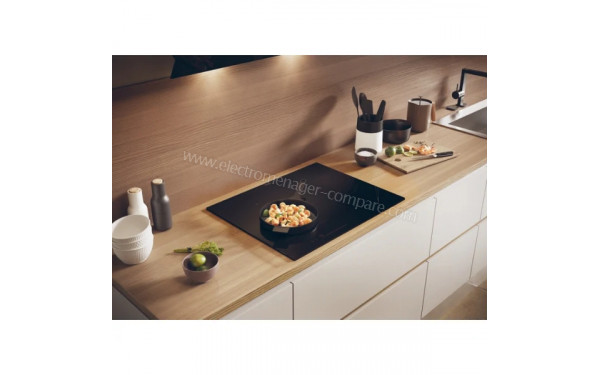 HAIER HAIFB54IRCS - Mise en situation