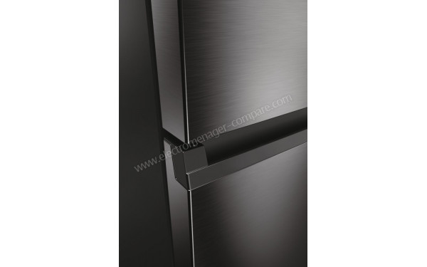 HAIER HDW1618DNPD - Zoom sur les poign&eacute;es int&eacute;gr&eacute;es