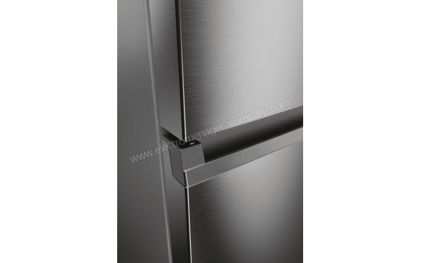 HAIER HDW1620DNPK - Zoom sur les poign&eacute;es int&eacute;gr&eacute;es