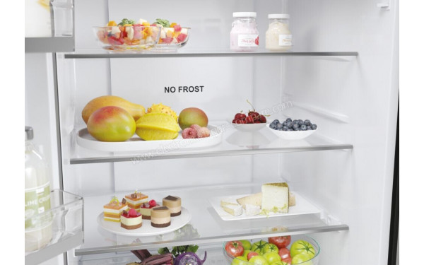 HAIER HFR5719EWMG - Vue de l'int&eacute;rieur