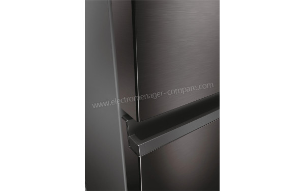 HAIER HTW5620CNMP - Zoom sur les poign&eacute;es int&eacute;gr&eacute;es