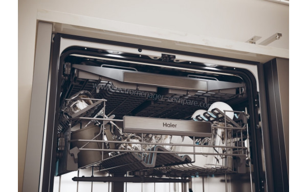 HAIER XF 4A4M4PB - Vue de l'int&eacute;rieur