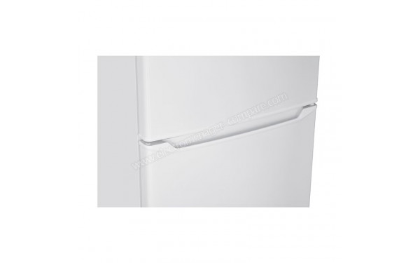 HIGH ONE CS 207 E W742C - Zoom sur les poign&eacute;es int&eacute;gr&eacute;es