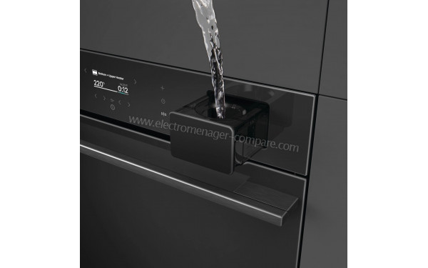 HISENSE BAS614P8B - Remplissage du r&eacute;servoir