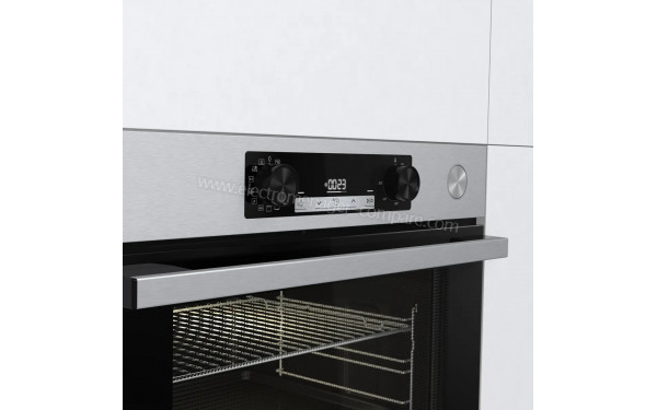 HISENSE BSA66211AX - Vue 3/4 gauche sur la poign&eacute;e et le bandeau de commandes