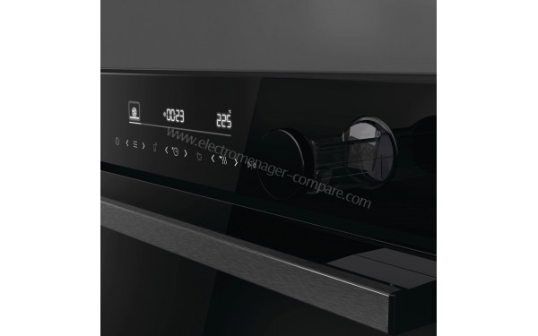 HISENSE BSA66346PBGWIFI - Vue 3/4 droite sur la poign&eacute;e et le bandeau de commandes