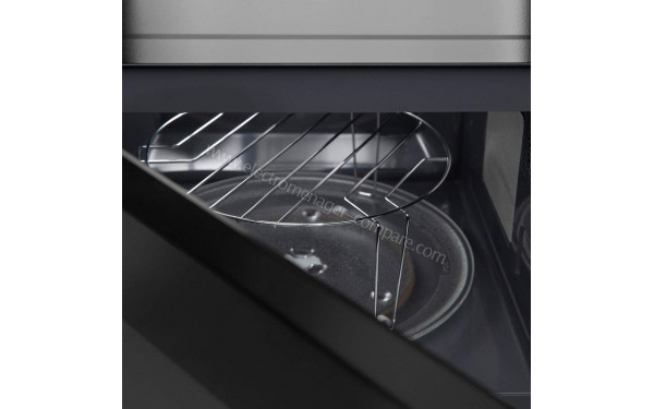 HISENSE H23MOBS5HG - Vue de l'int&eacute;rieur