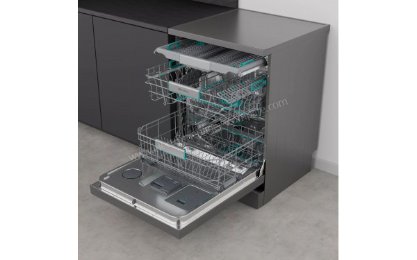 HISENSE HS693A90XAD - Vue de l'int&eacute;rieur