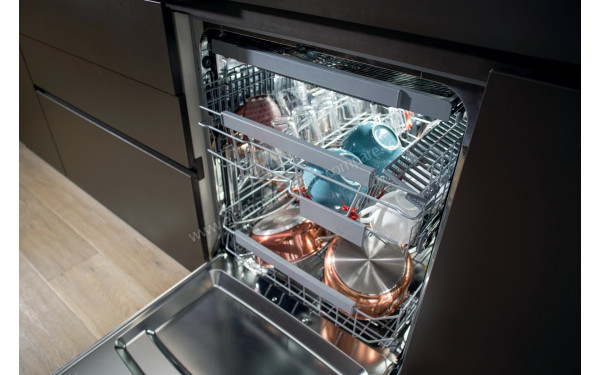 HISENSE HV661C60 - Vue de l'int&eacute;rieur