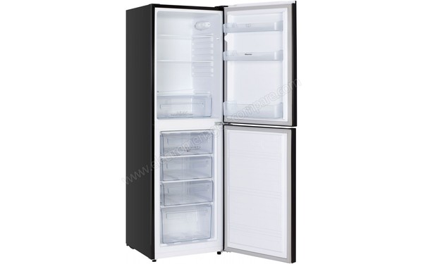 HISENSE RB325D4AB1 - Vue 3/4 gauche de l'int&eacute;rieur (cr&eacute;dit : Boulanger)