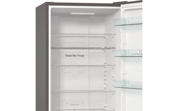 HISENSE RB434N4BC2 - Vue de l'int&eacute;rieur partie r&eacute;frig&eacute;rateur