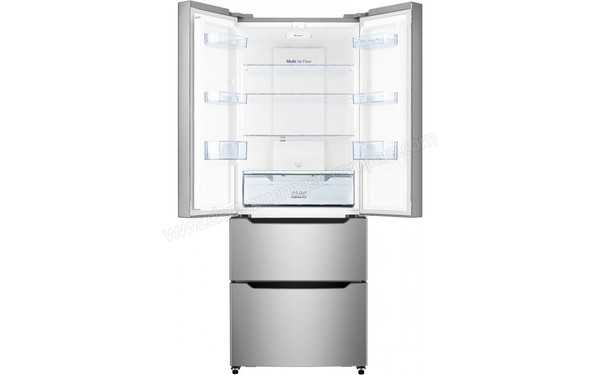 HISENSE RF528N4AC1 - Vue de l'int&eacute;rieur vide du r&eacute;frig&eacute;rateur (cr&eacute;dit : Boulanger)