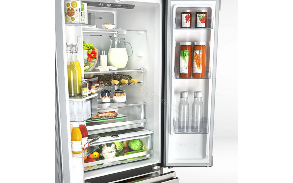 HISENSE RF632N4WIE - Vue de l'int&eacute;rieur partie r&eacute;frig&eacute;rateur